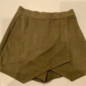 Olive green suede skort. Size Medium